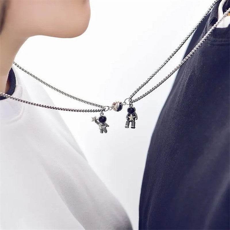 Astronaut Couple Necklace Magnet Attracts Each Other - Velora