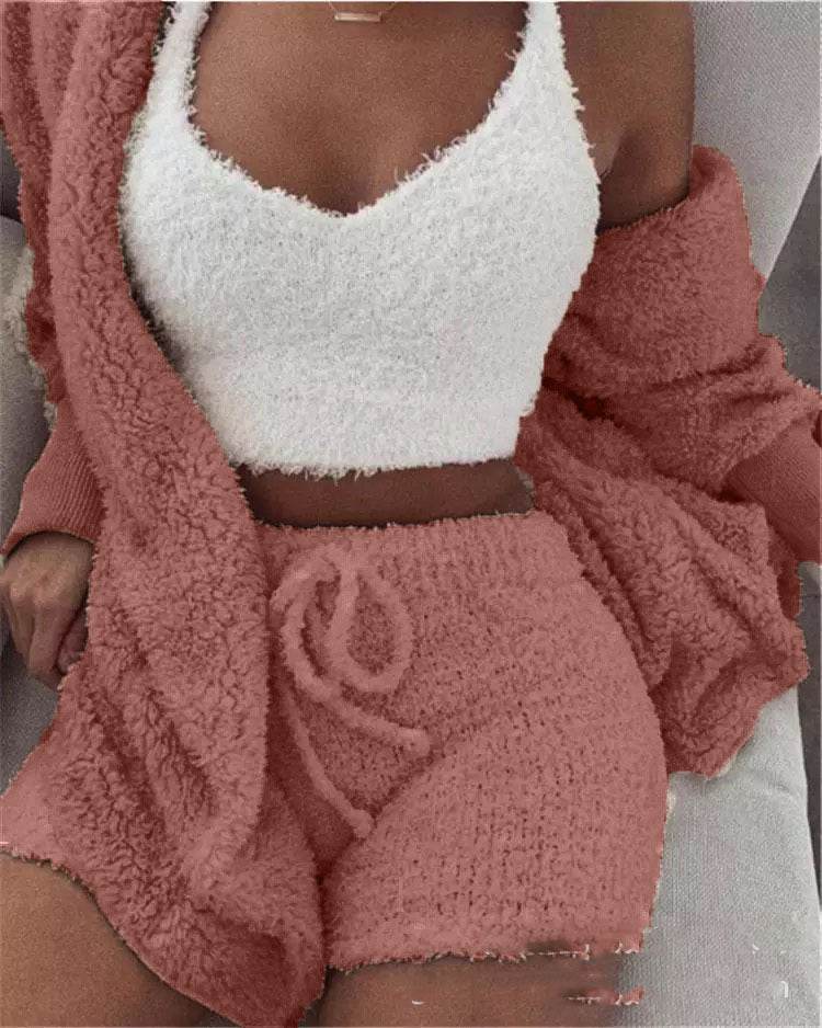 3 Pieces Of Fashionable Ladies Plush Home Clothes - Velora