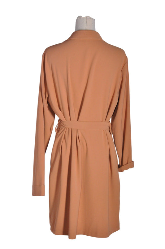 ORB Women Button Down Tops Regular fit in Beige - M - Velora