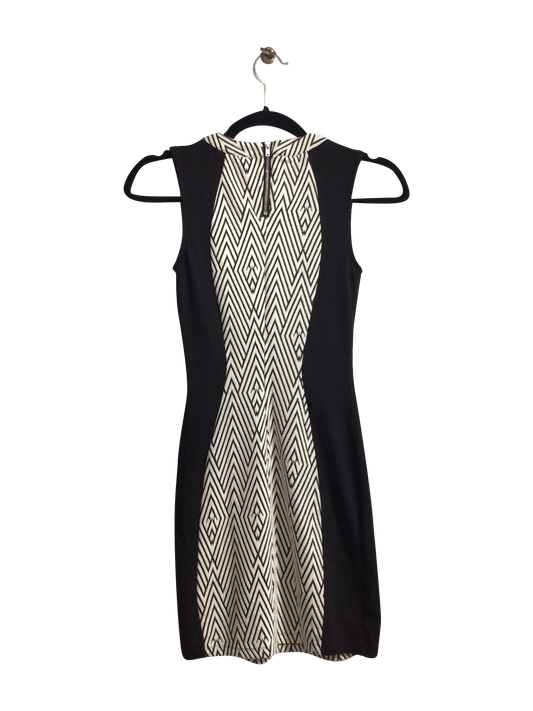 H&M Women Bodycon Dresses Regular fit in Black - 2 - Velora