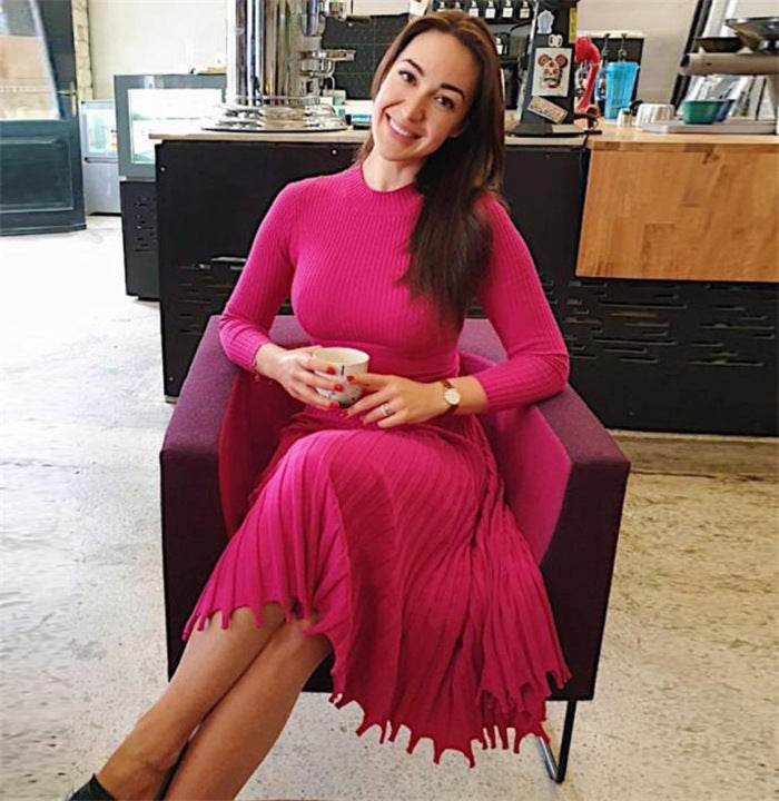Solid elegant dress - Velora