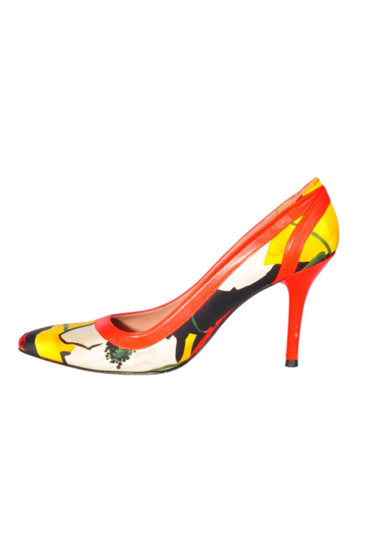 STUART WEITZMAN Women Heels Regular fit in Red - 6.5