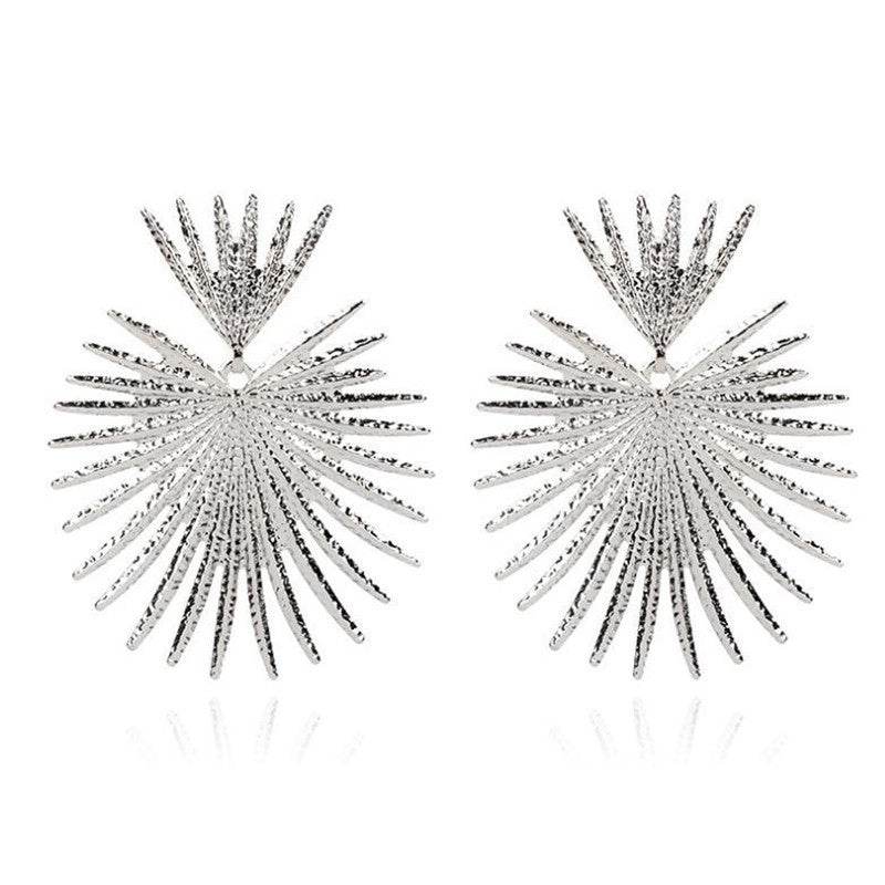 Geometric Metal Fan-Shaped Exaggerated Earrings - Velora