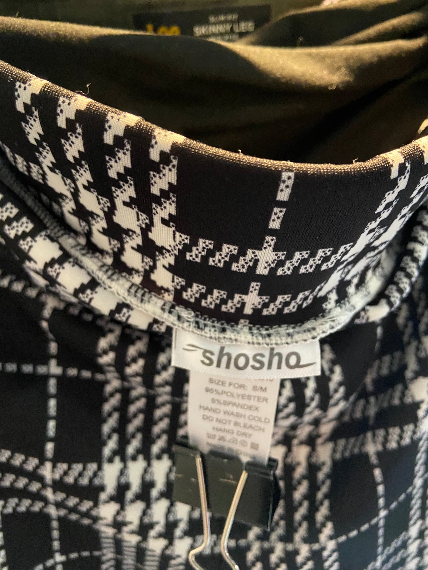 SHOSHO Women Work Pants Regular fit in Black - S - Velora