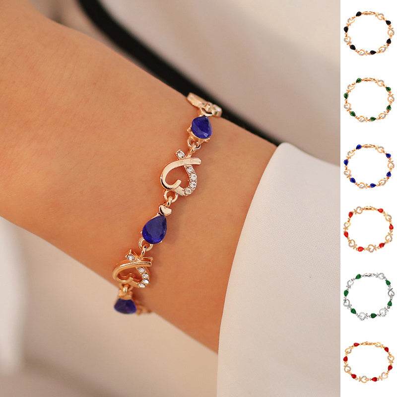 Hollow Love Bracelet With Rhinestones Fashion Temperament Heart-shaped Bracelet For Valentine's Day Gift Jewelry - Velora