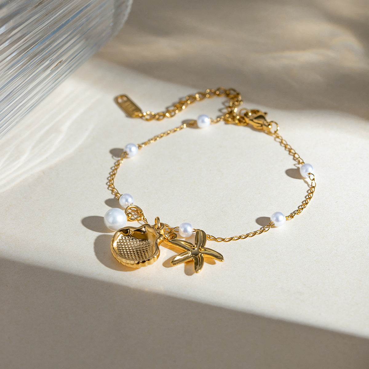 Fashion Jewelry 18K Gold Stainless Steel Pearl Chain Summer Holiday Shell Starfish Pendant Bracelet - Velora