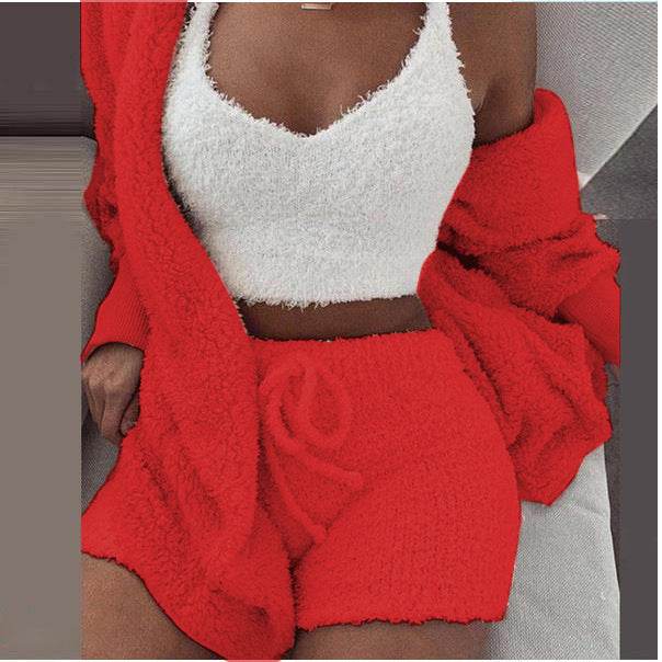 3 Pieces Of Fashionable Ladies Plush Home Clothes - Velora