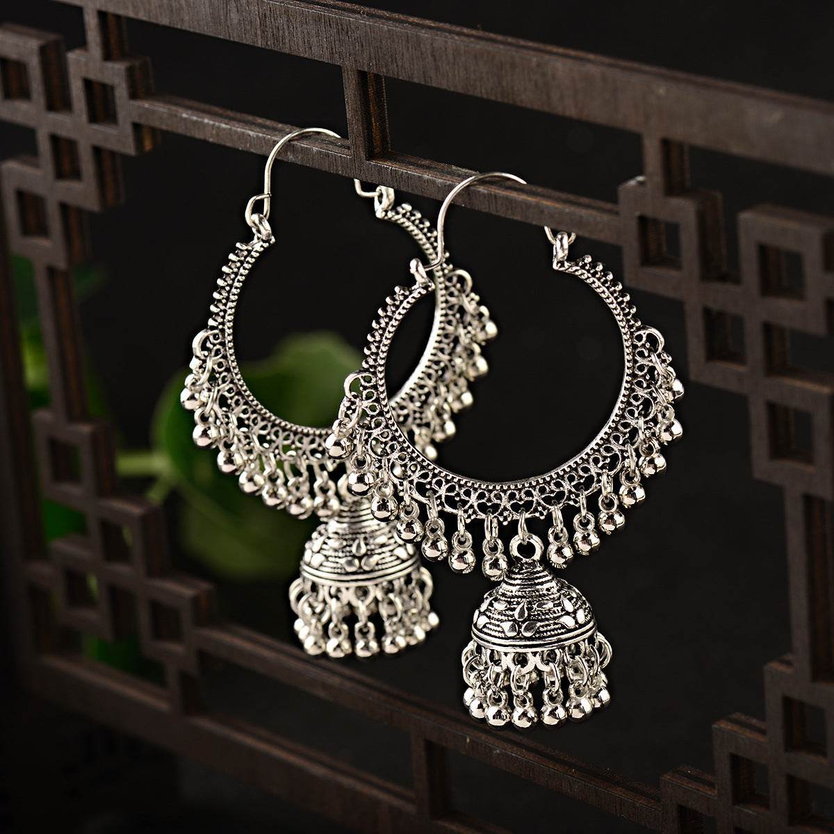 Creative Metal Tassel Earrings Bohemian India Nepal Retro - Velora