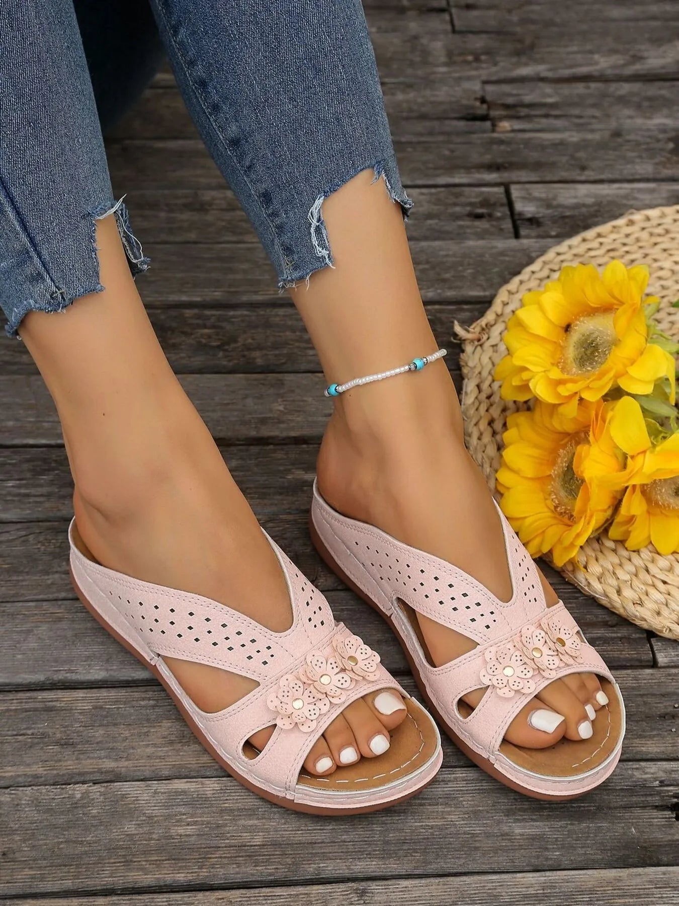Flower Comfort Wedge Sandals - Velora