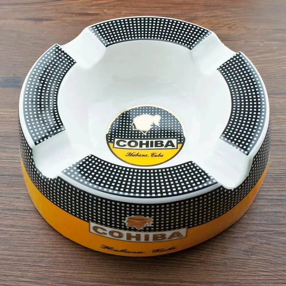 Cigar four middle round ashtray - Velora