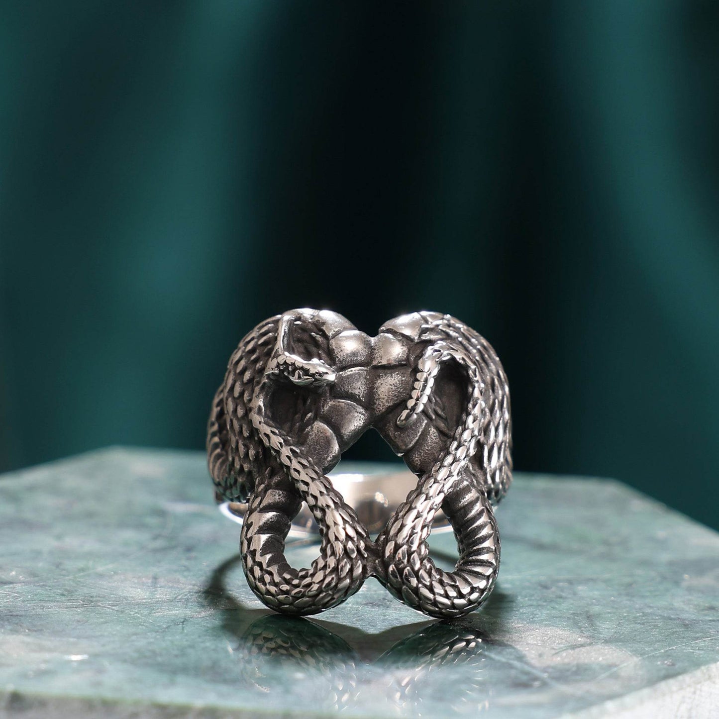 Tiger Head Snake Titanium Steel Ring Ring Ornament - Velora