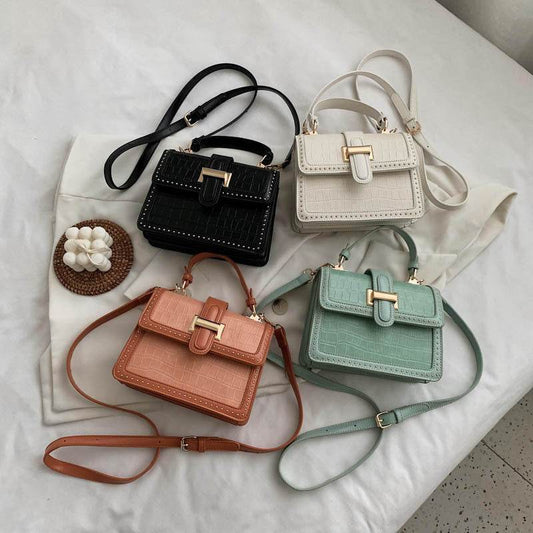 Women Fashion Rivet Leather crossbody Bag for Women Flap Handbag