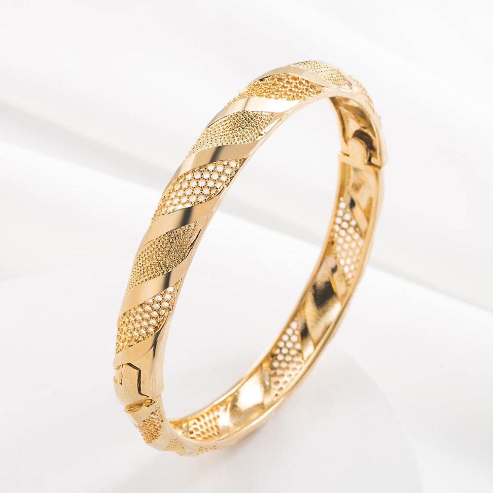Special-interest Design Copper Plated Gold Bracelet For Women - Velora
