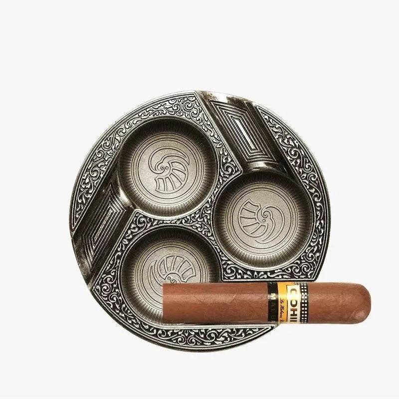 Three-slot Retro Metal Easy-to-clean Cigar Ashtray - Velora