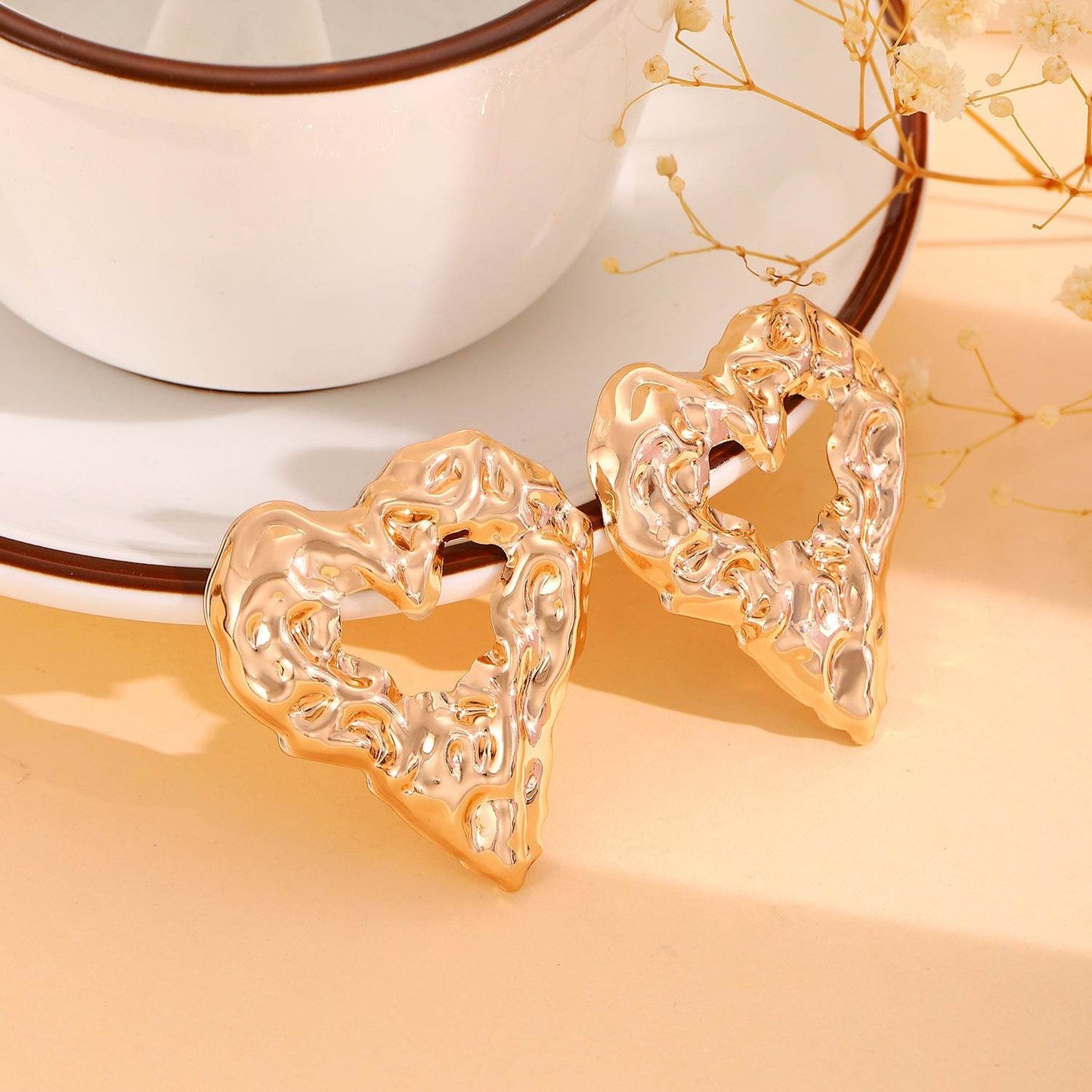 New Pleated Lava Hollow Heart-shaped Earrings Personality Exaggerated Love Earrings For Women Valentine's Day Jewelry - Velora