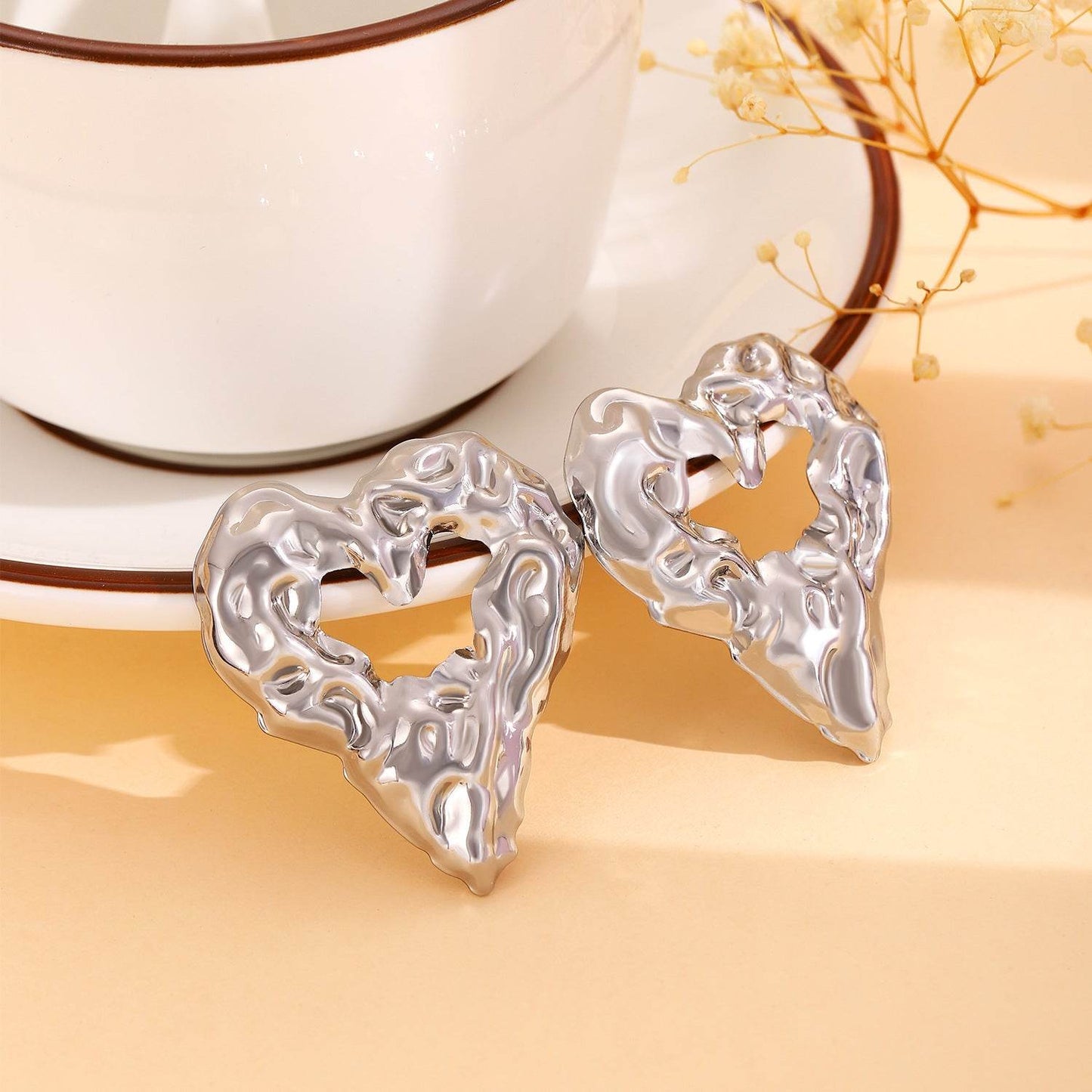 New Pleated Lava Hollow Heart-shaped Earrings Personality Exaggerated Love Earrings For Women Valentine's Day Jewelry - Velora