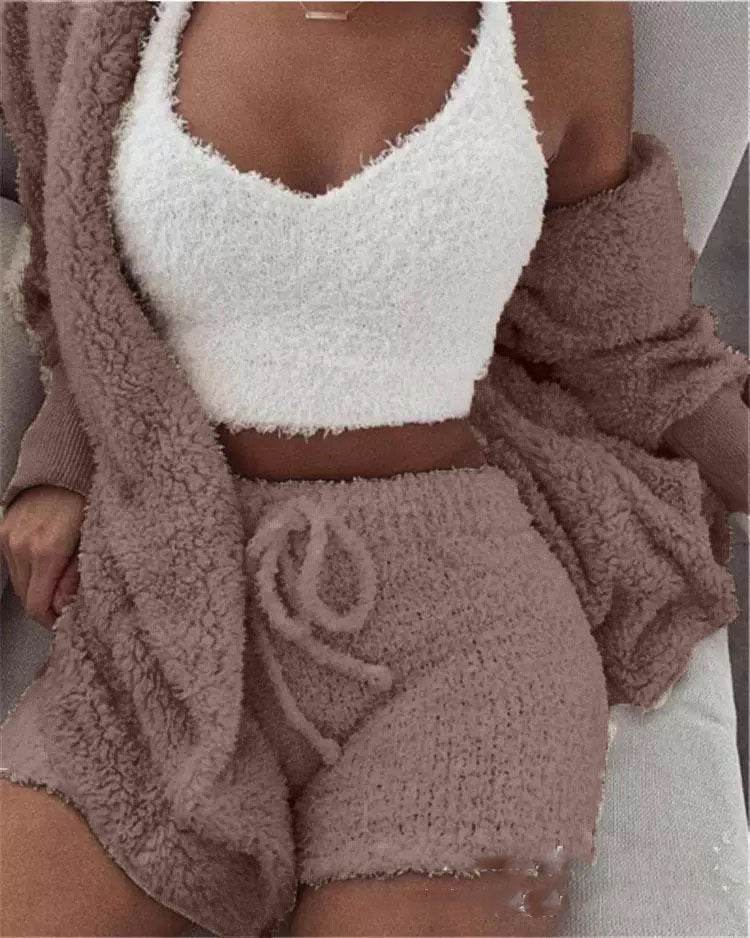 3 Pieces Of Fashionable Ladies Plush Home Clothes - Velora
