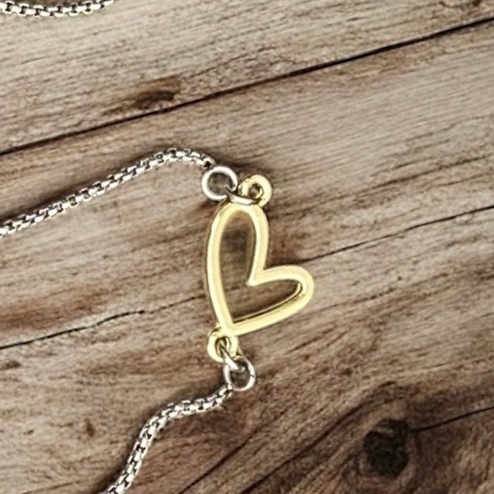 Adjustable Bracelet - Open Heart - Velora