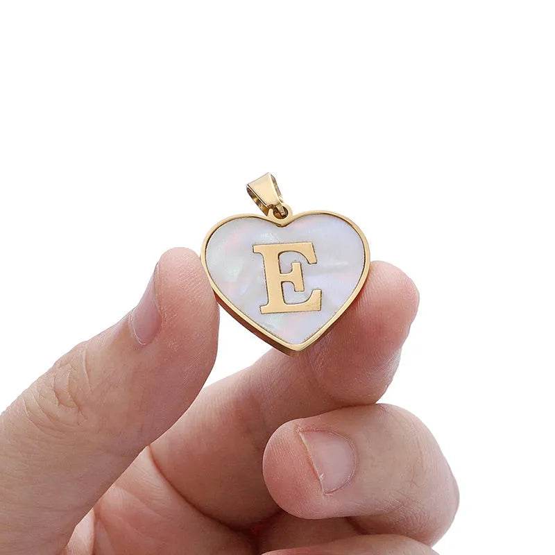 26 Letter Heart-shaped Necklace White Shell Love Clavicle Chain Fashion Personalized Necklace For Women Jewelry Valentine's Day - Velora