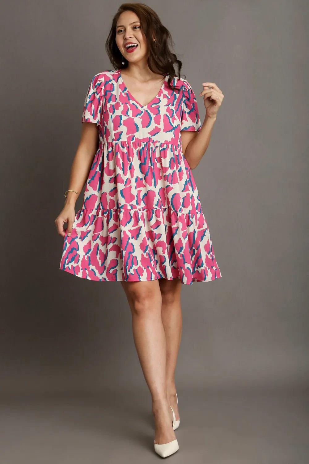 Umgee Full Size Abstract Print Pleat Detail Short Sleeve V-Neck Tiered Dress Plus Size - Velora