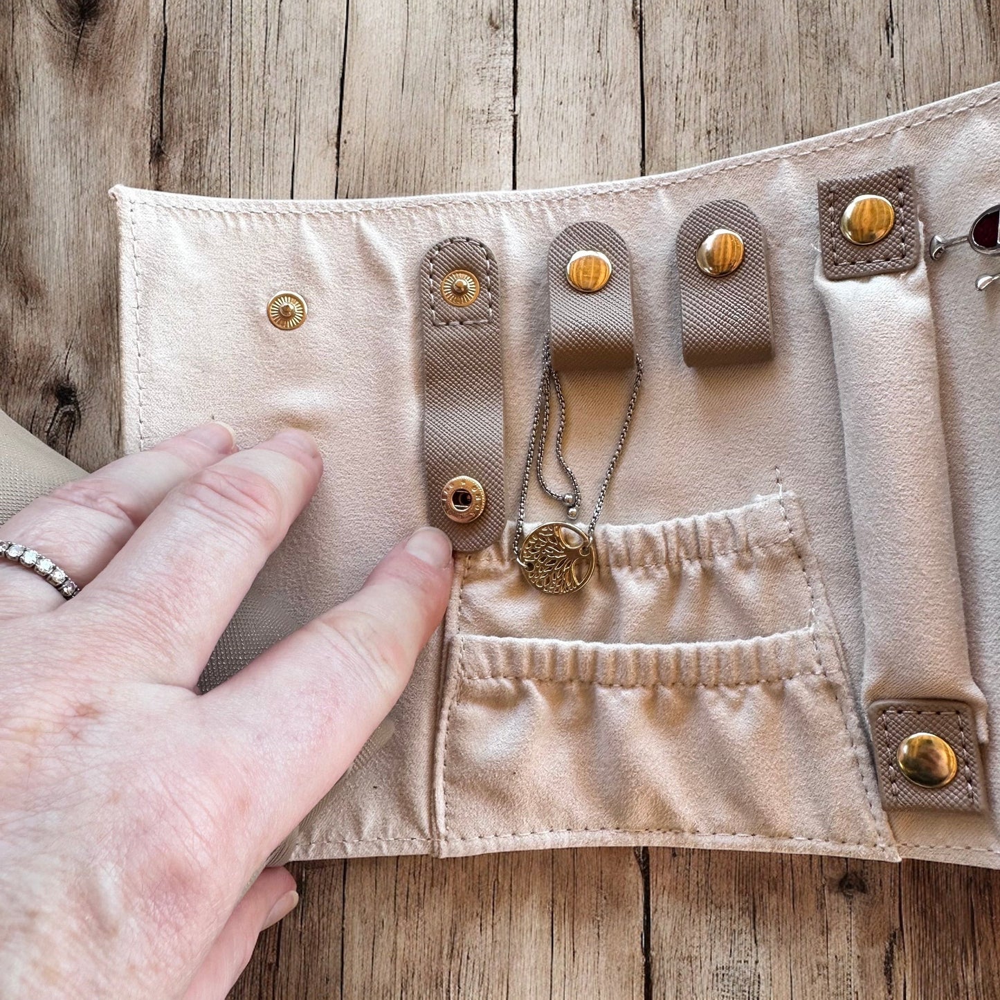 Travel Roll Jewellery Case - Velora