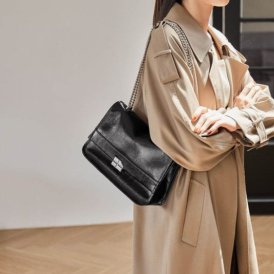 Large Black Chain Messenger Bag - Velora