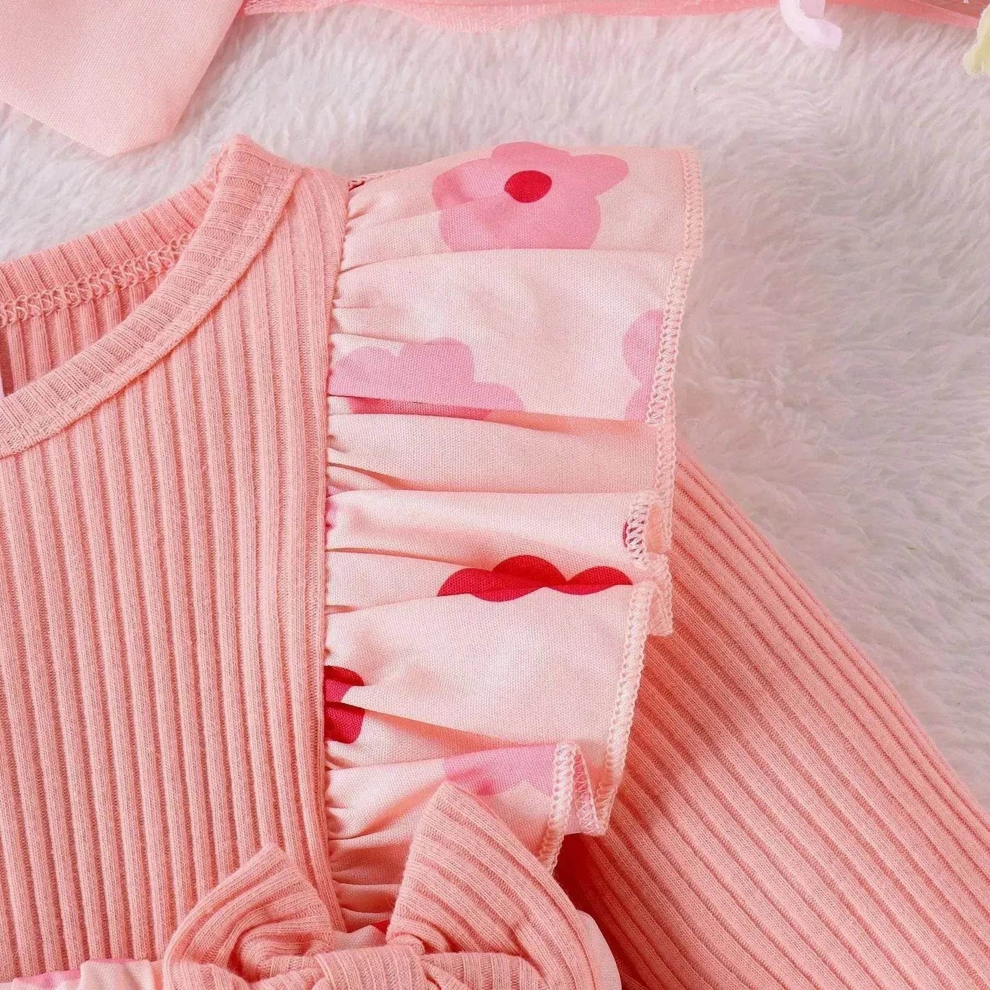 One-piece Romper Pants Bow Headdress Suit Baby girl casual pink romper with head bowtie - Velora