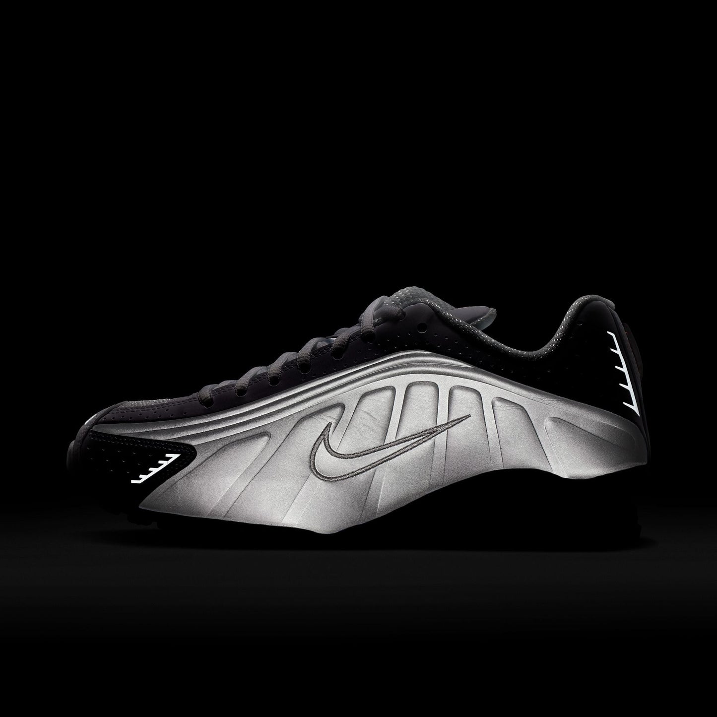 W Nike Shox R4 AR3565-101 - Velora