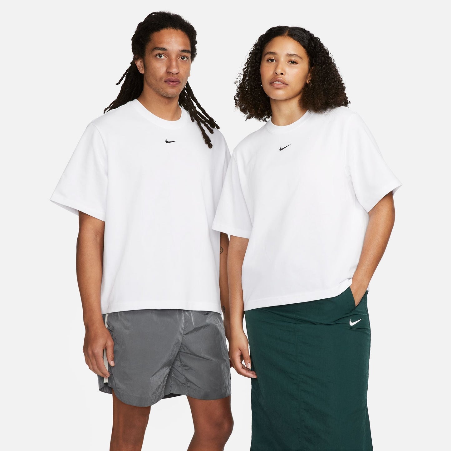 W Nike Sportswear Essential DD1237-100 - Velora