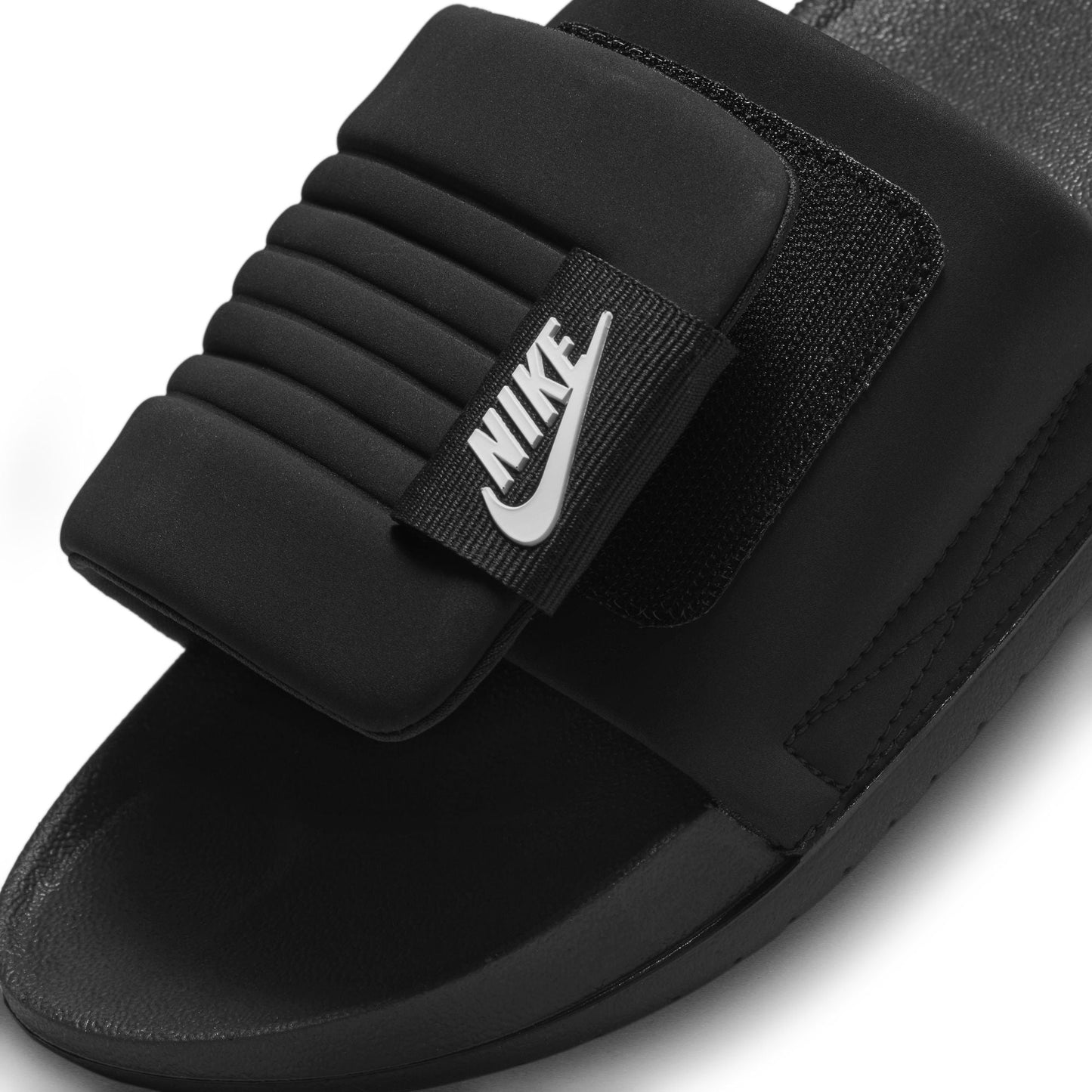 M Nike Offcourt Adjust DQ9624-001 - Velora