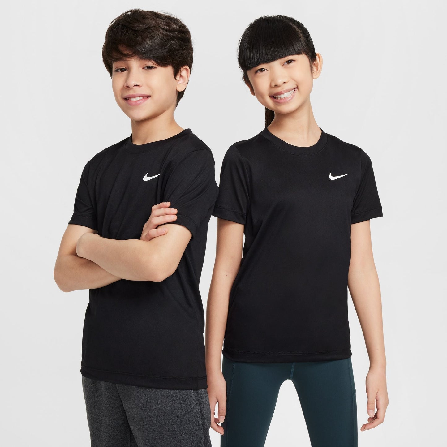 Y Nike Legend FZ5198-010 - Velora