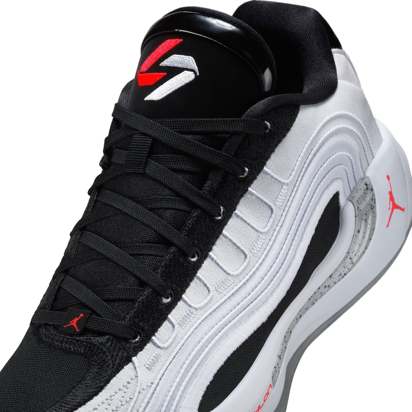 M Luka 4 "White Cement" HF0823-101 - Velora