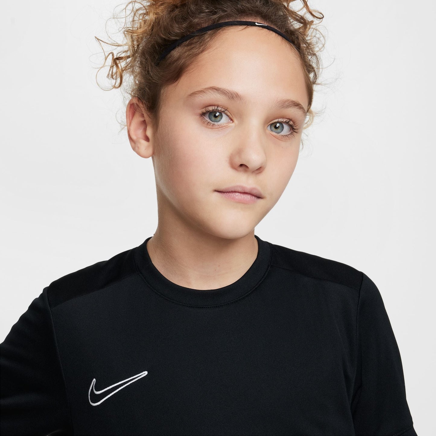 Y Nike Academy HJ3716-010 - Velora