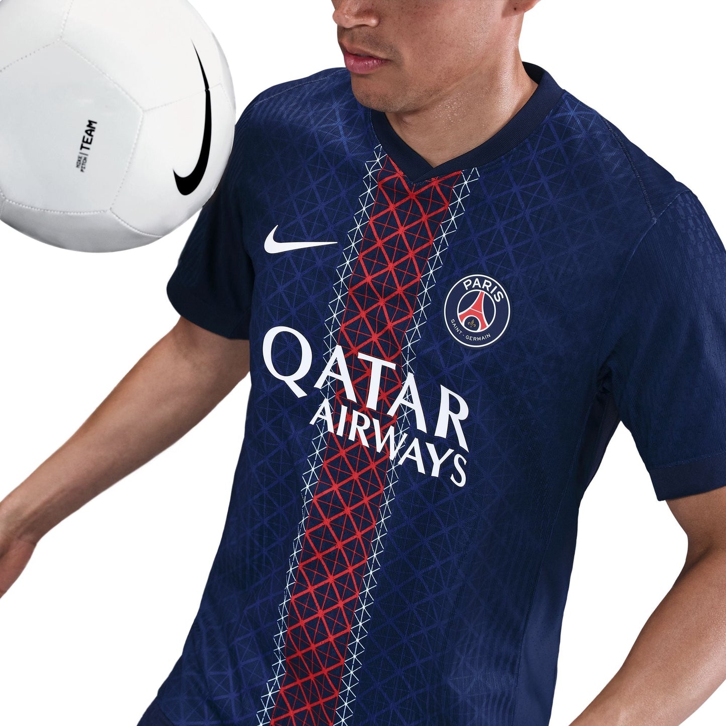 M Paris Saint-Germain 2025/26 Match Home HJ4547-411 - Velora