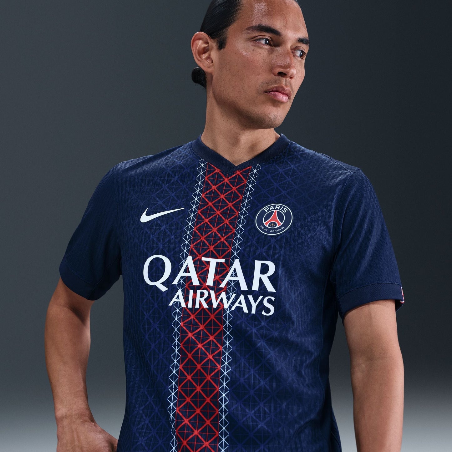 M Paris Saint-Germain 2025/26 Match Home HJ4547-411 - Velora