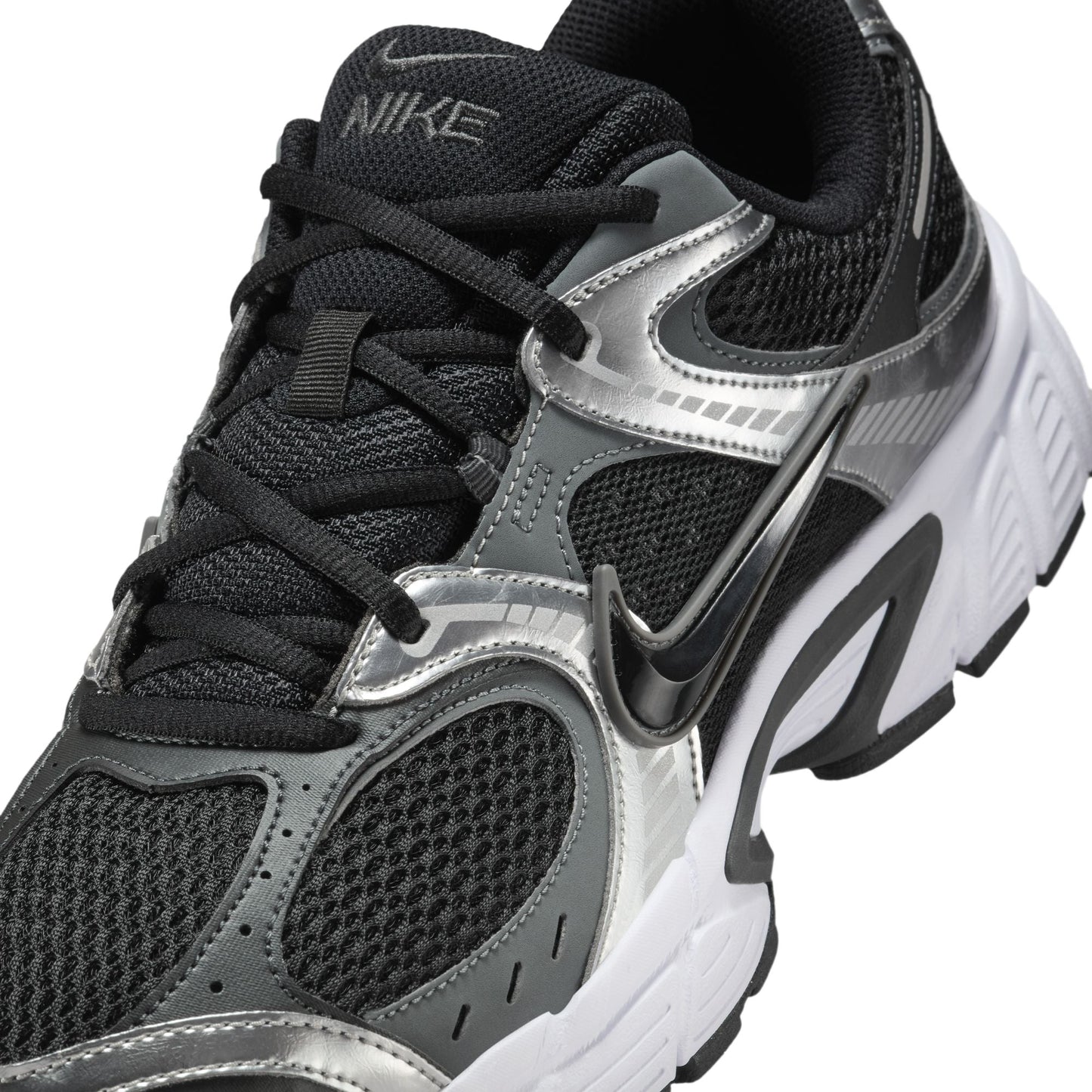 M Nike V5 RNR HJ5228-004 - Velora