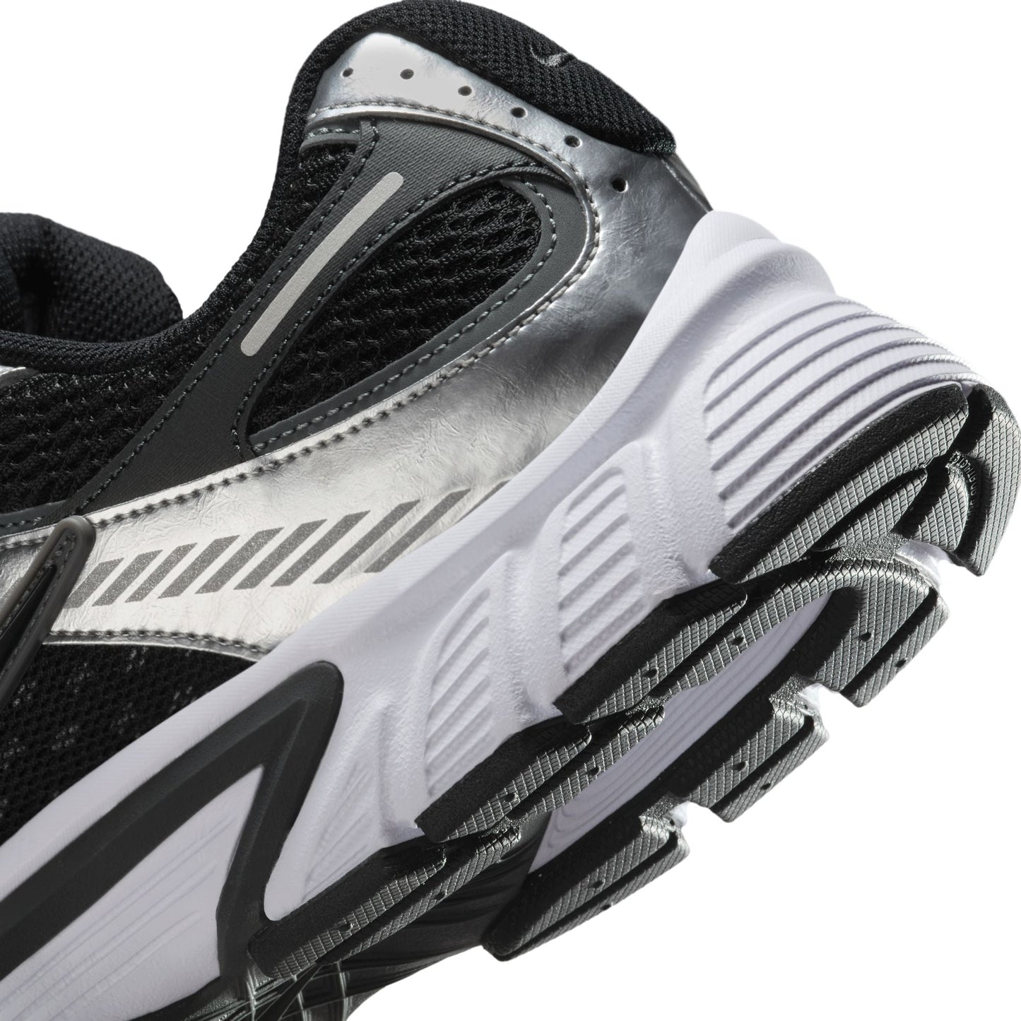 M Nike V5 RNR HJ5228-004 - Velora