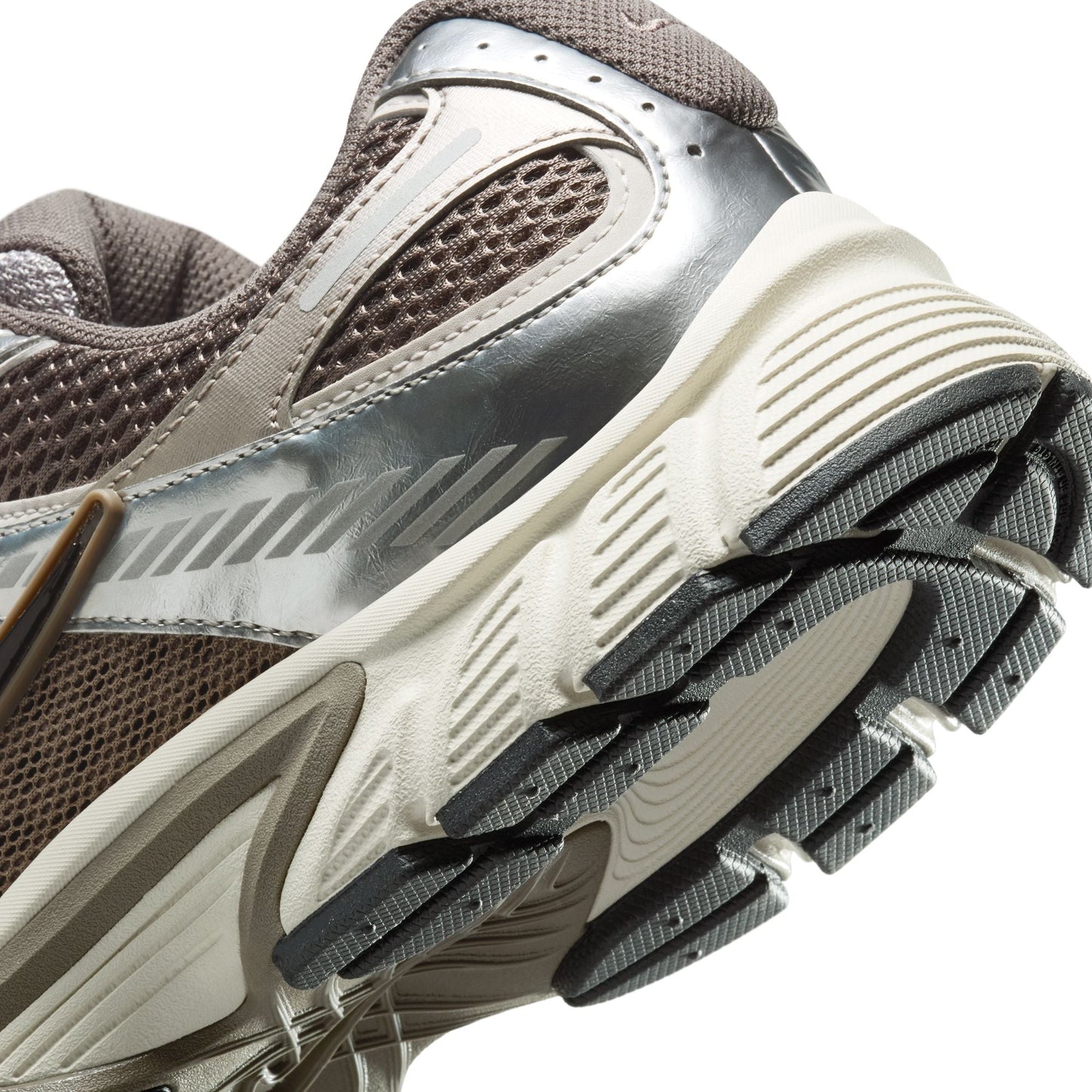 M Nike V5 RNR HJ5228-200 - Velora