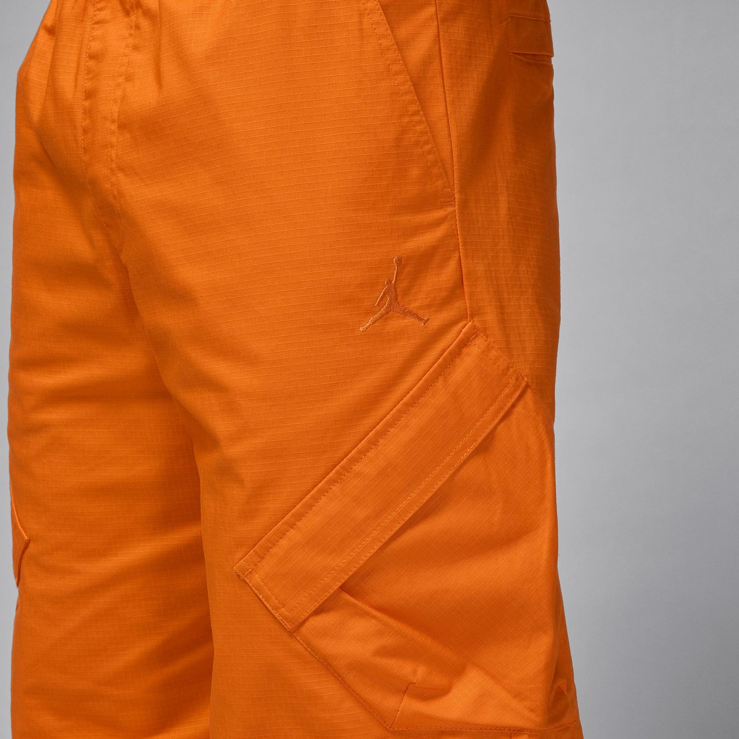 M Jordan Flight HV0530-805 - Velora
