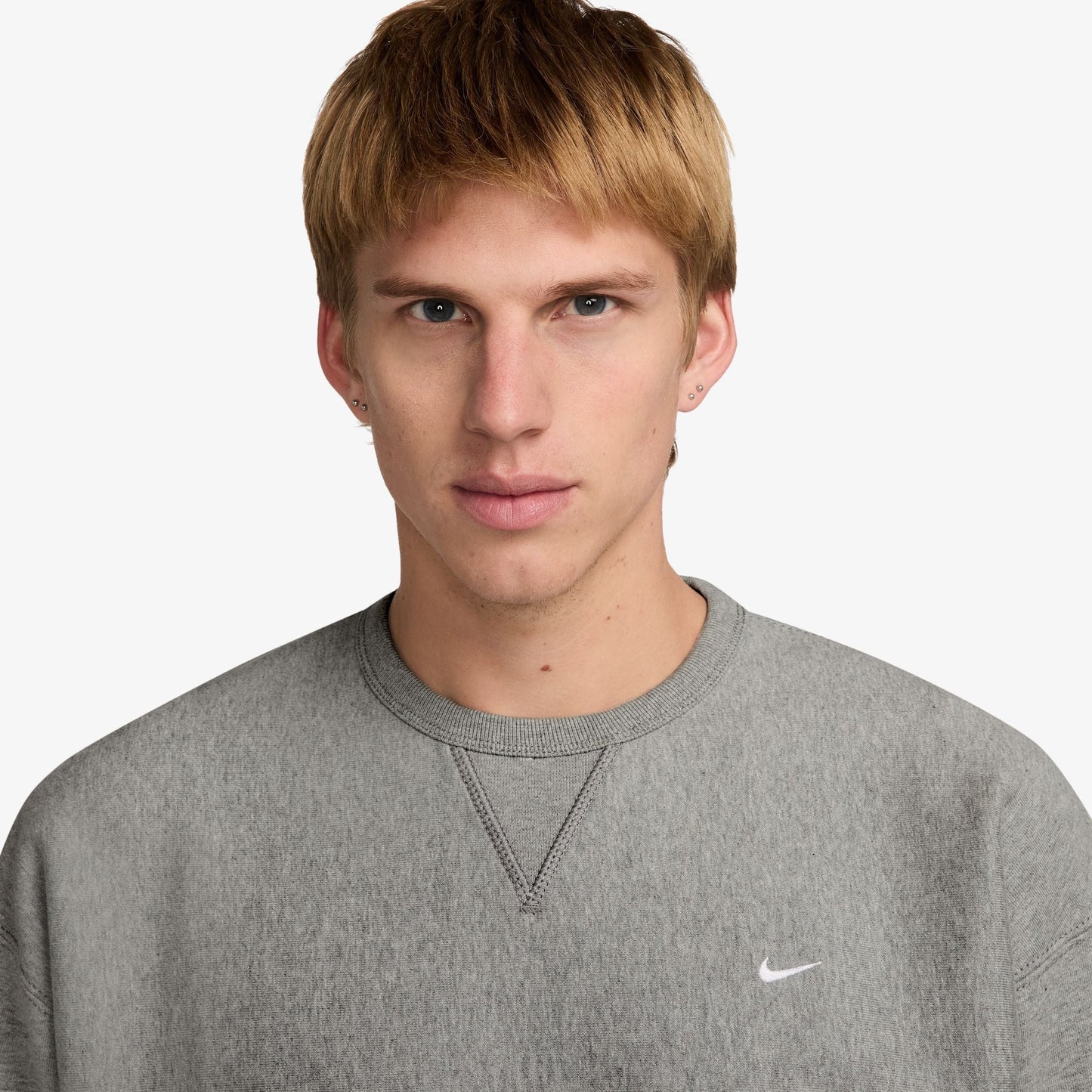 M Nike Solo Swoosh HV1086-063 - Velora