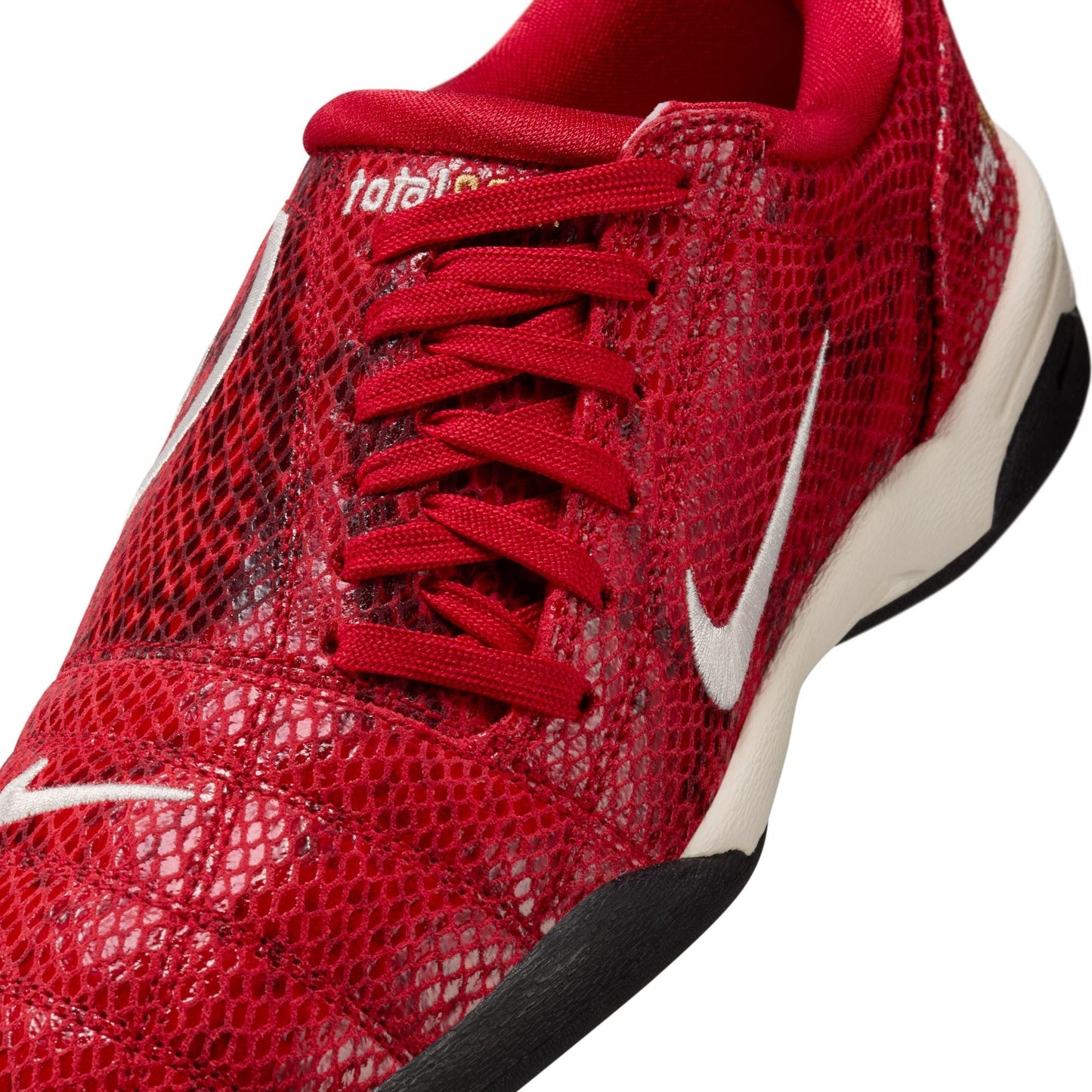 W Nike Total 90 SE IB4204-600 - Velora