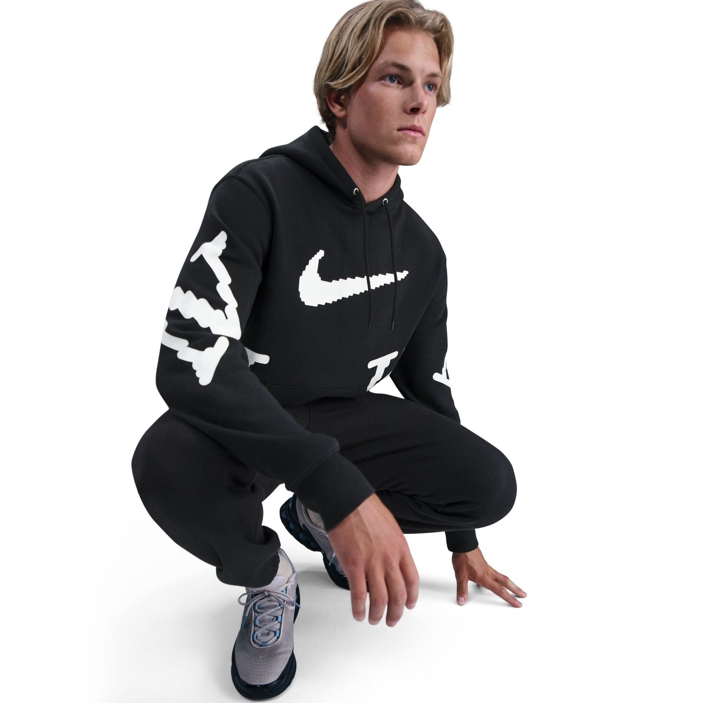 M Nike Sportswear Club IH4258-010 - Velora