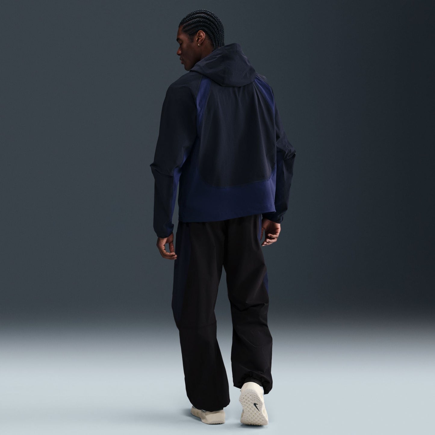 M Nike Tech IH8466-010 - Velora