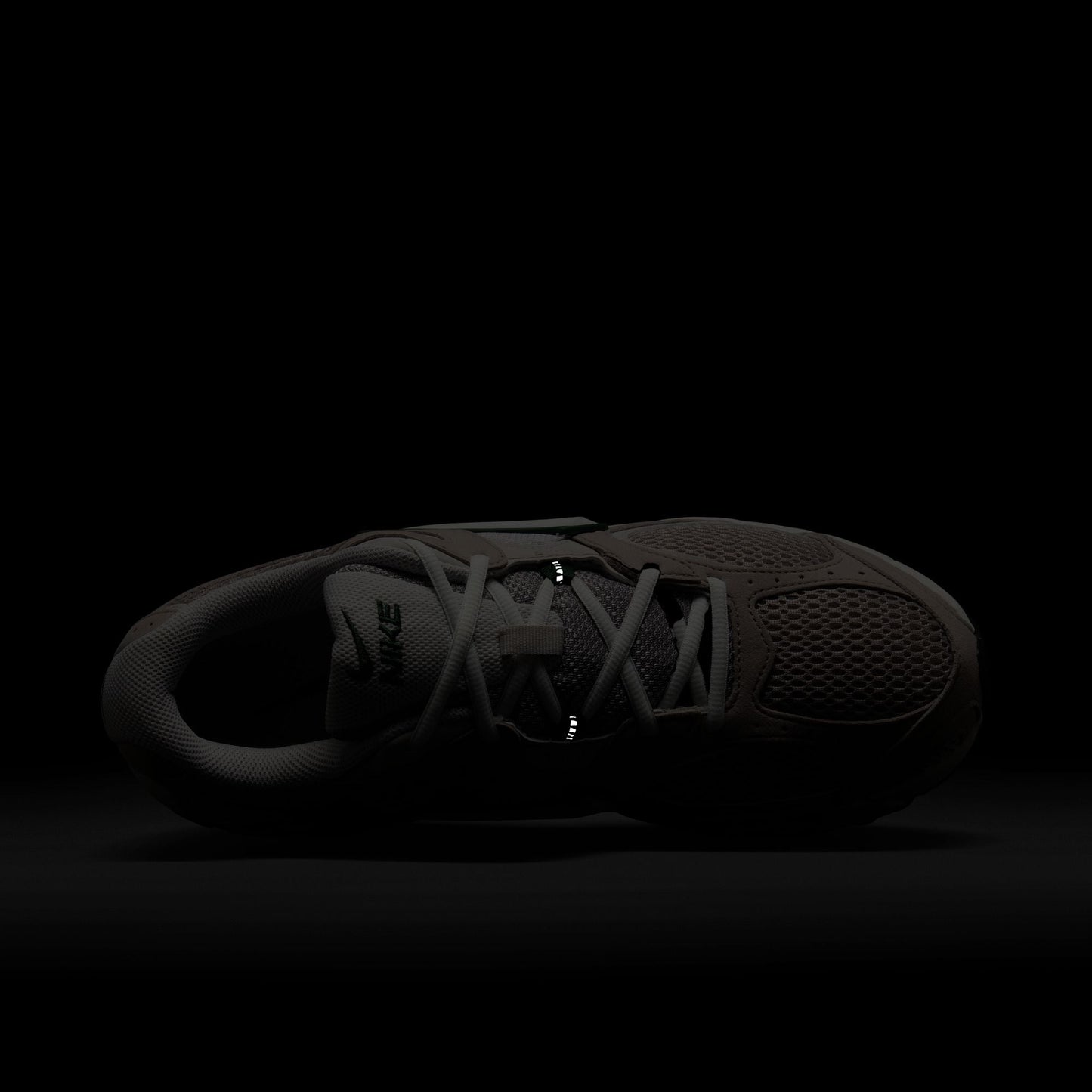 M Nike V5 RNR II6292-001 - Velora