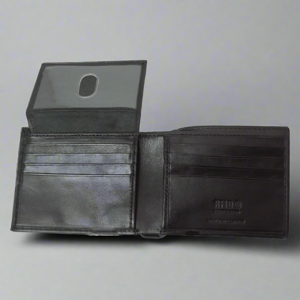 BOL Men's Trifold RFID Leather Wallet With Flip Up Boutique of Leathers/Open Road