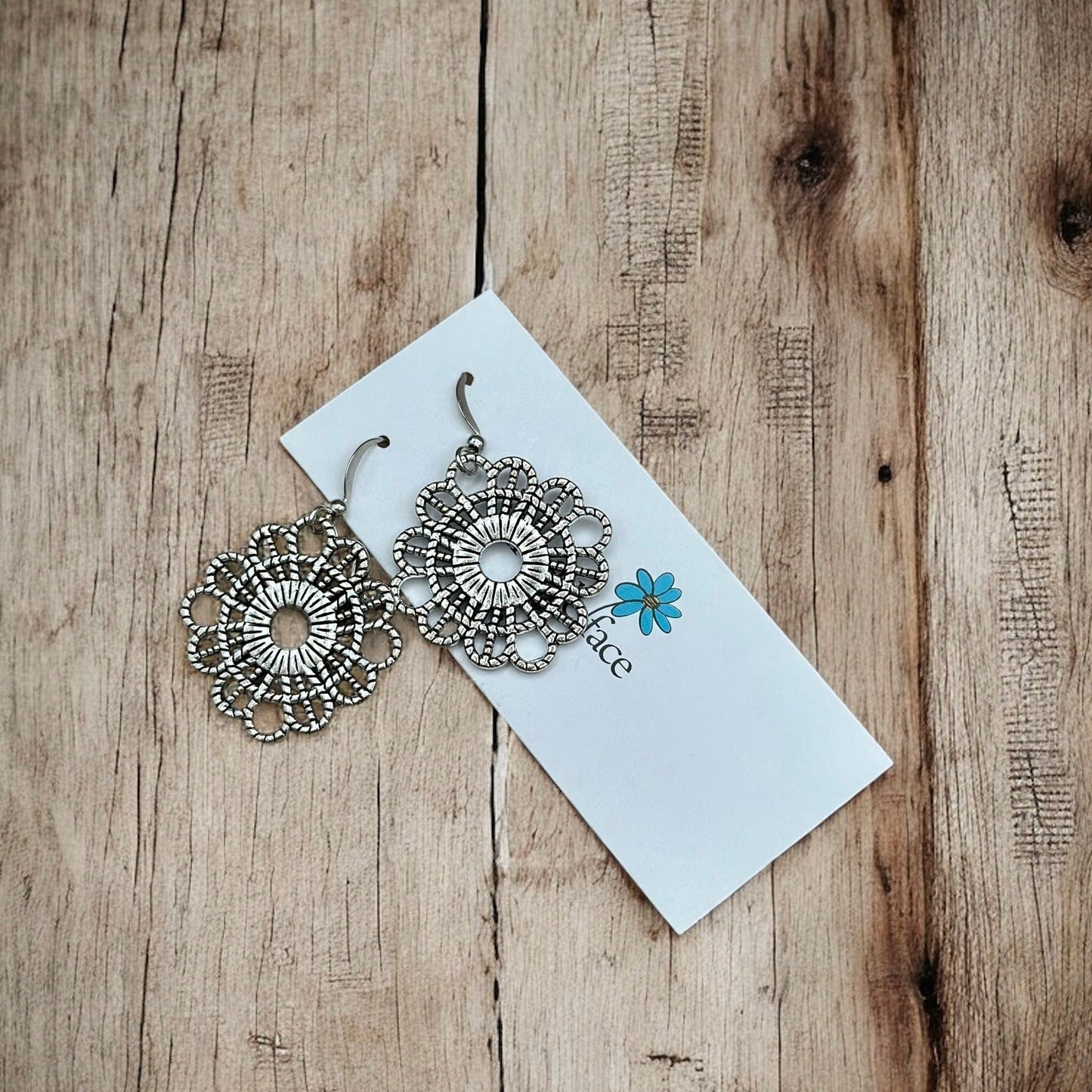 Lace Textured Earrings - Velora