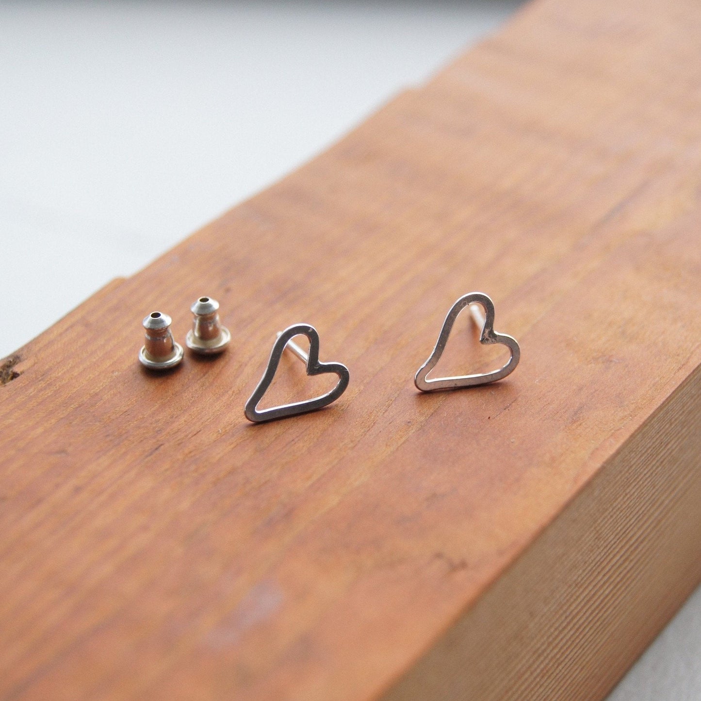 Heart stud earrings silver