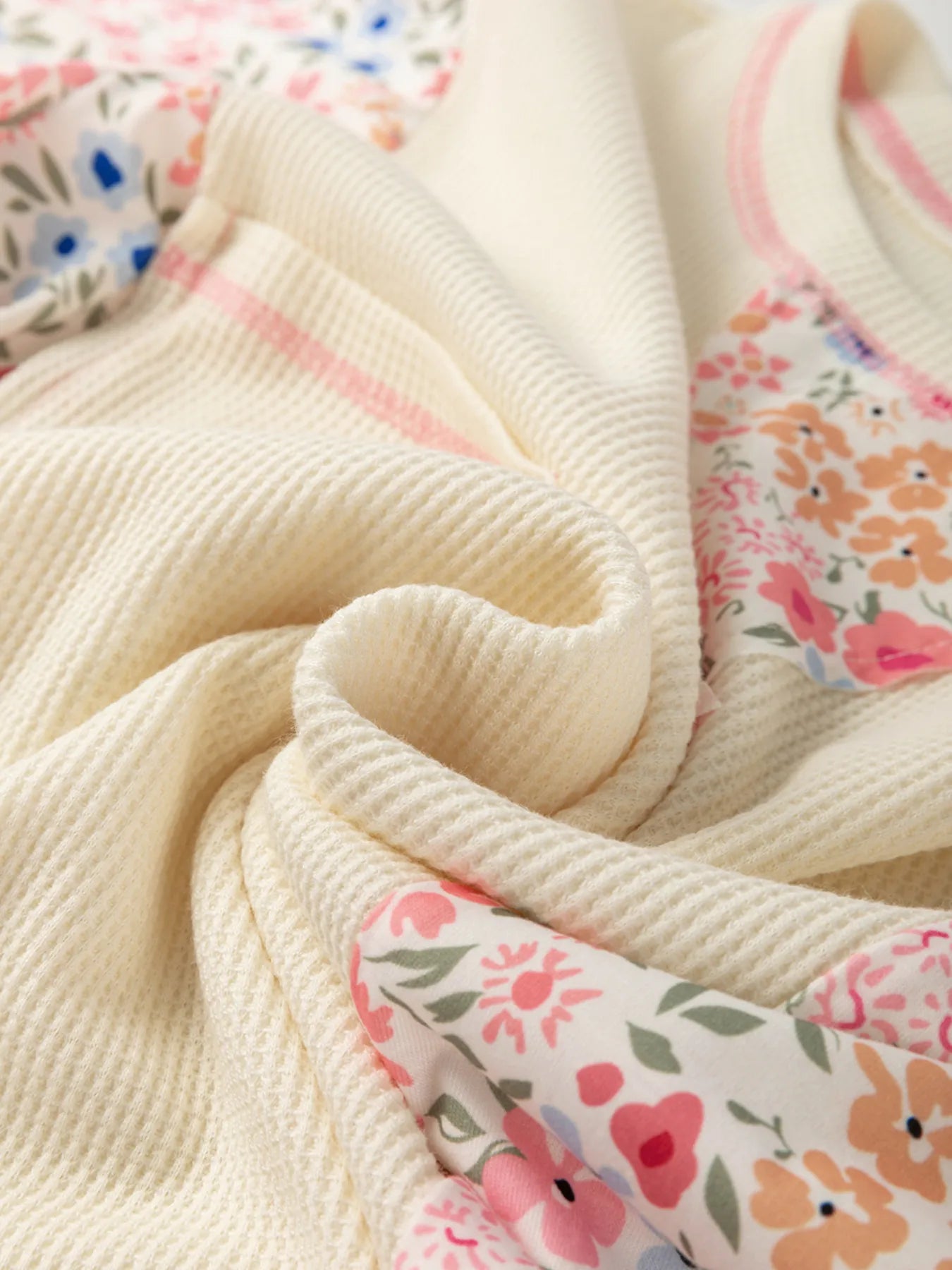 Floral Round Neck Relaxed Fit T-Shirt - Velora Luxury Fashion