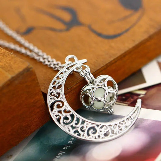 Glowing Pendant Necklaces Silver Plated Chain Necklaces - Velora