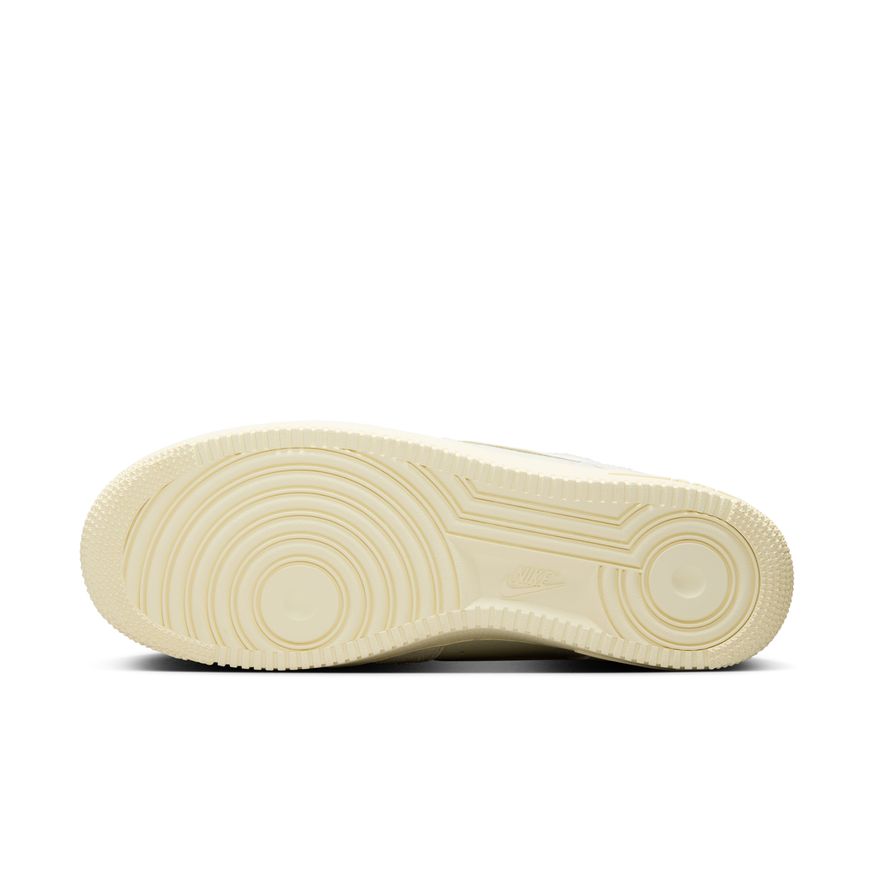 M Nike Air Force 1 '07 LX HF2897-001 - Velora